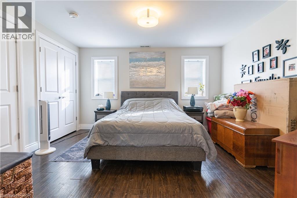 55 Snyder's Road W Property Photo 43