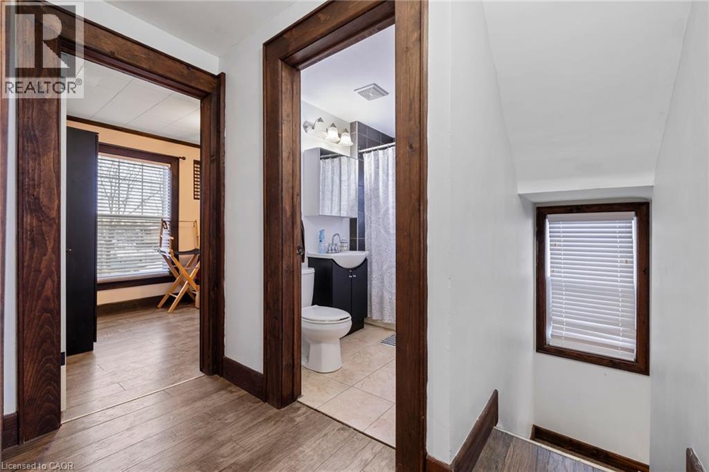 4731 Third Avenue Property Photo 15