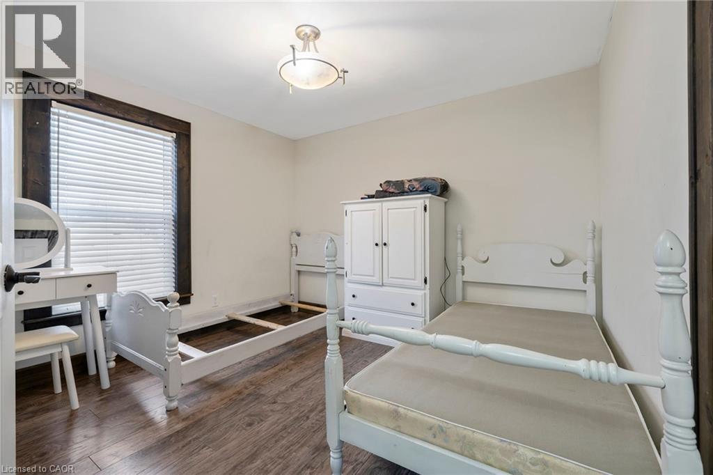 4731 Third Avenue Property Photo 18