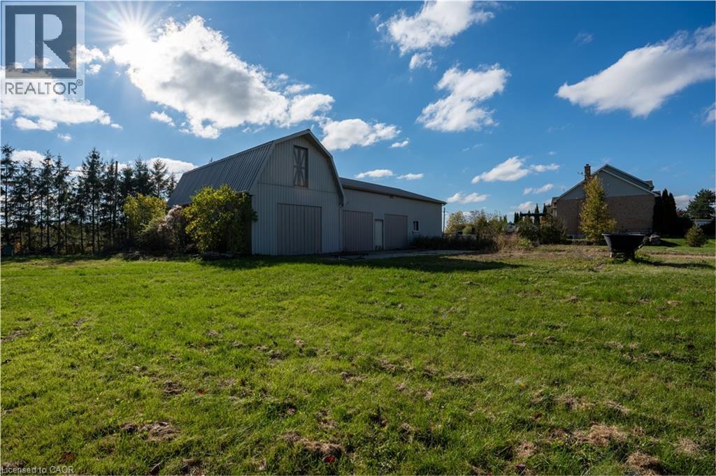 425 Golf Club Road Property Photo 41