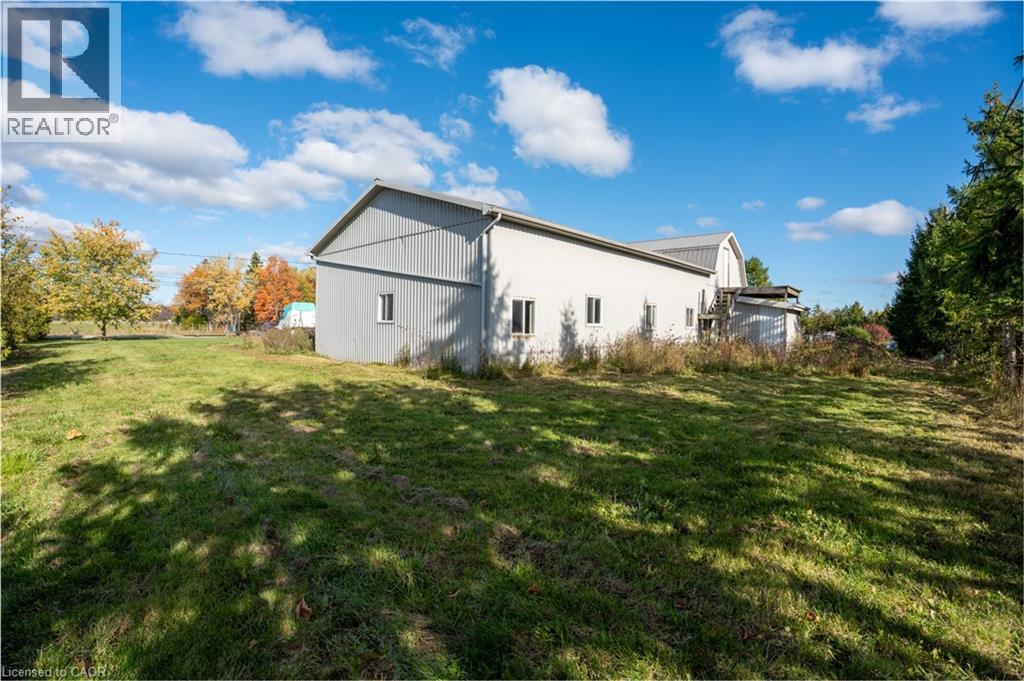 425 Golf Club Road Property Photo 45