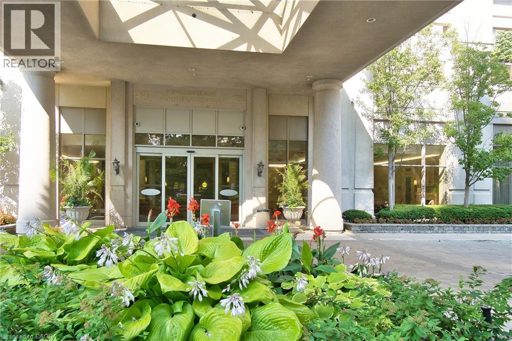 25 Kingsbridge Garden Circle Property Photo 16