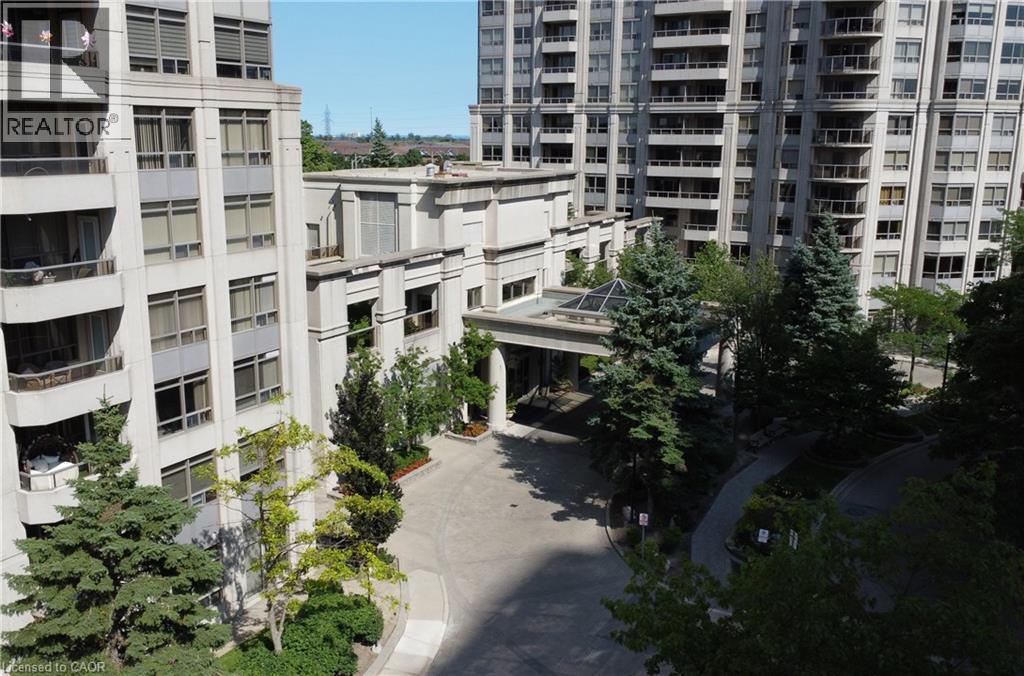 25 Kingsbridge Garden Circle Property Photo 18