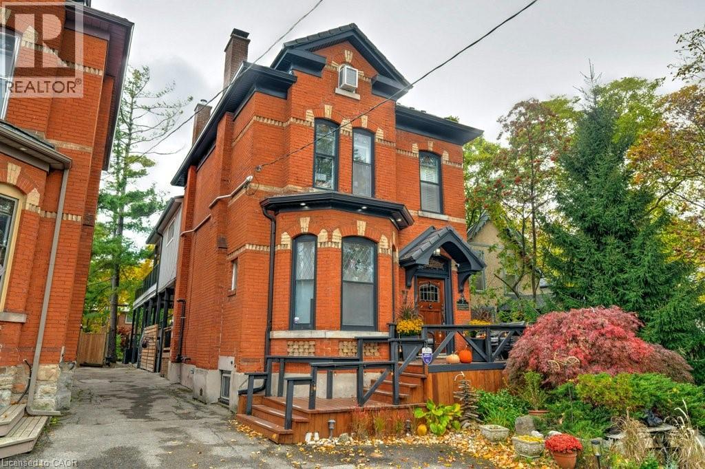 7 Homewood Avenue Property Photo 2