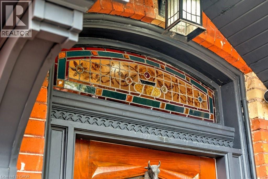 7 Homewood Avenue Property Photo 6