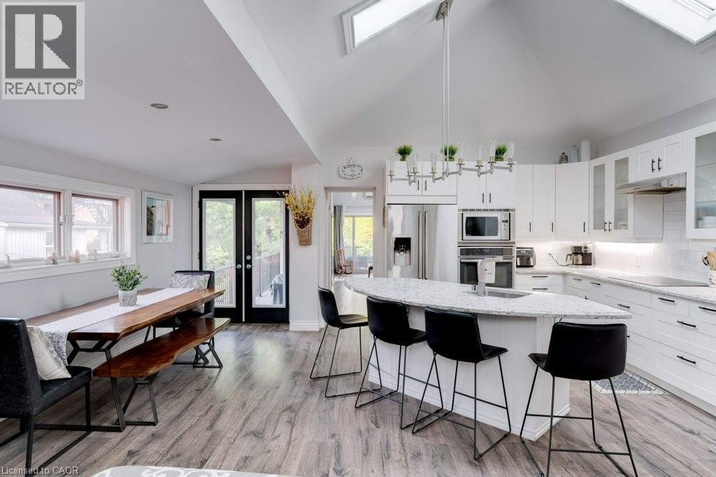 7 Homewood Avenue Property Photo 12