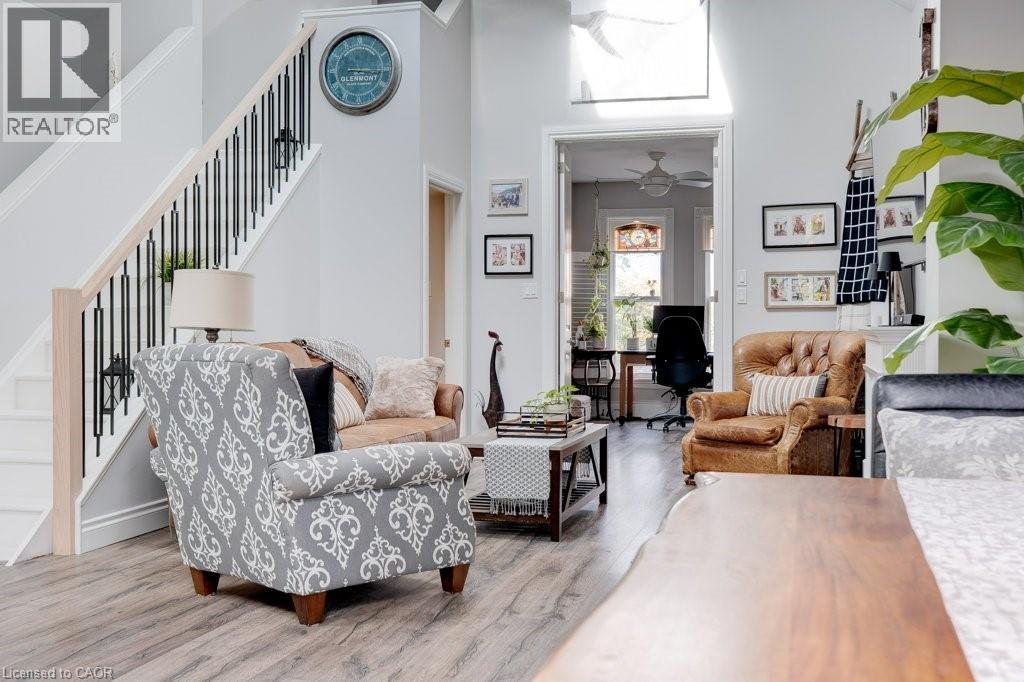 7 Homewood Avenue Property Photo 14