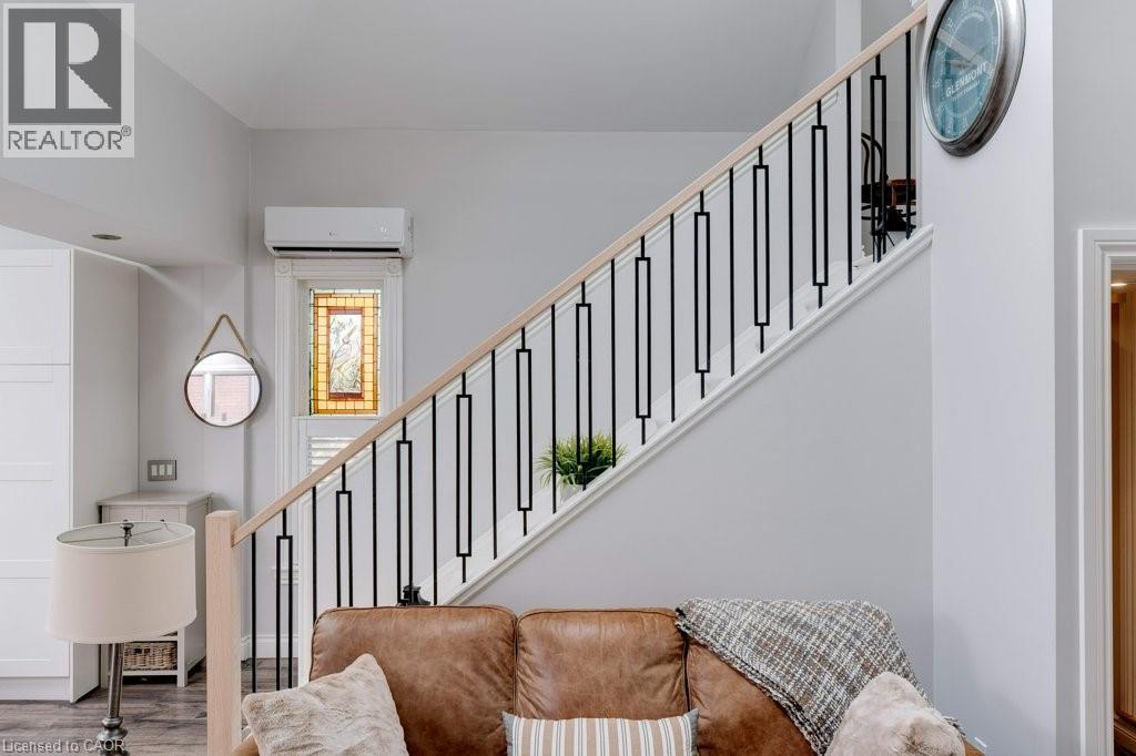 7 Homewood Avenue Property Photo 24