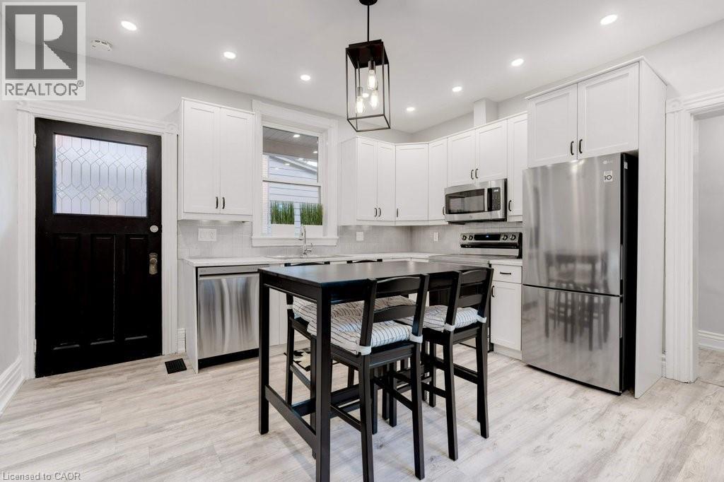 7 Homewood Avenue Property Photo 37