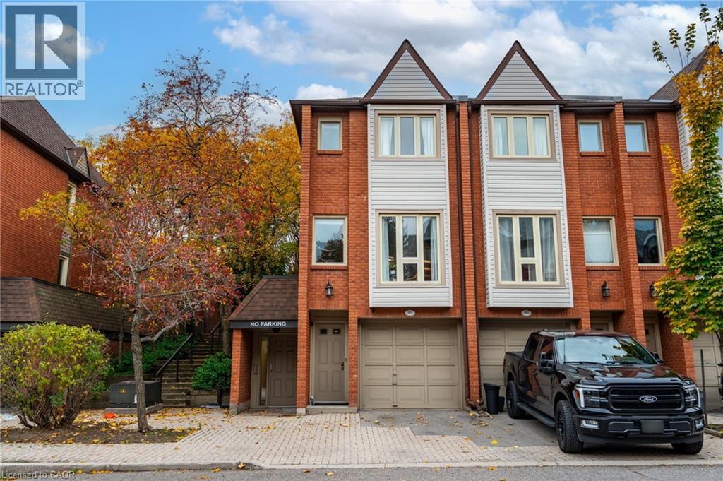 895 Maple Avenue #201 Property Photo 1