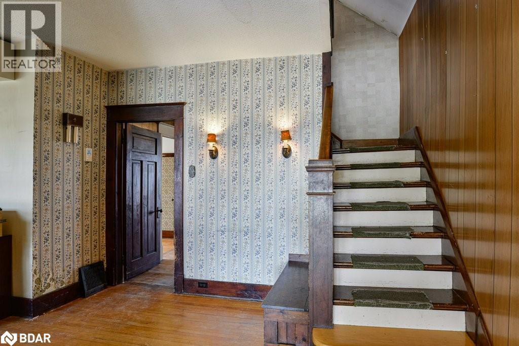 146 West Street Property Photo 7