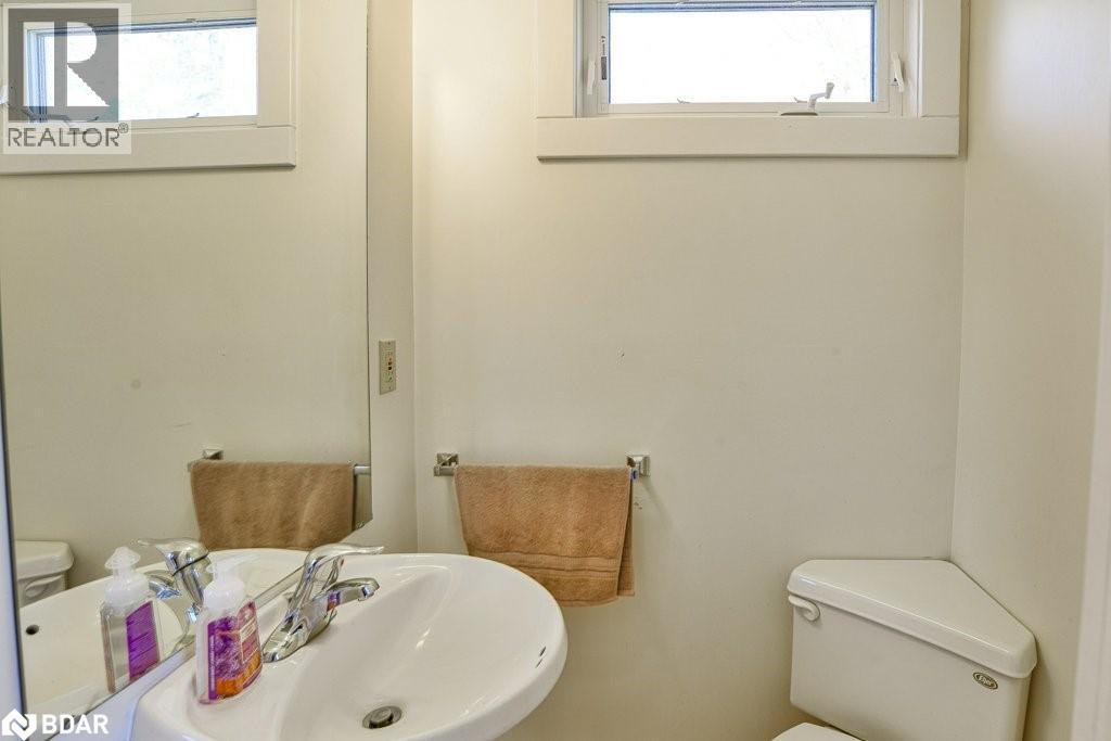 146 West Street Property Photo 15