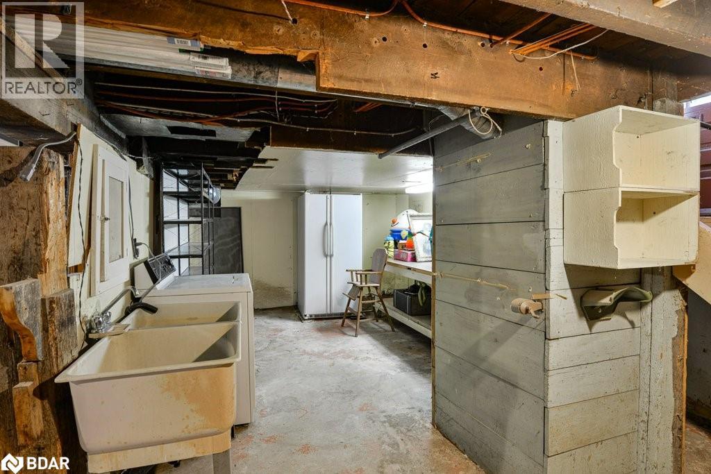 146 West Street Property Photo 27