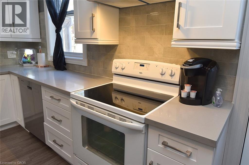 56 Kinrade Avenue Property Photo 10