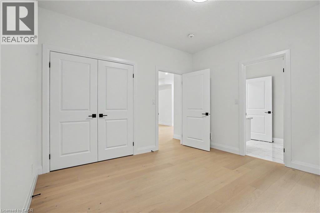 386 Southcote Road Property Photo 11