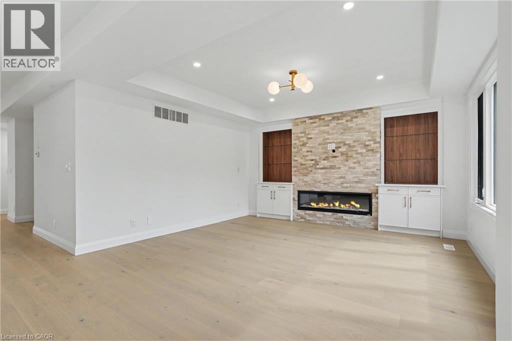 386 Southcote Road Property Photo 17