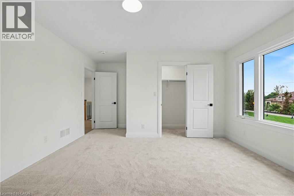 386 Southcote Road Property Photo 23