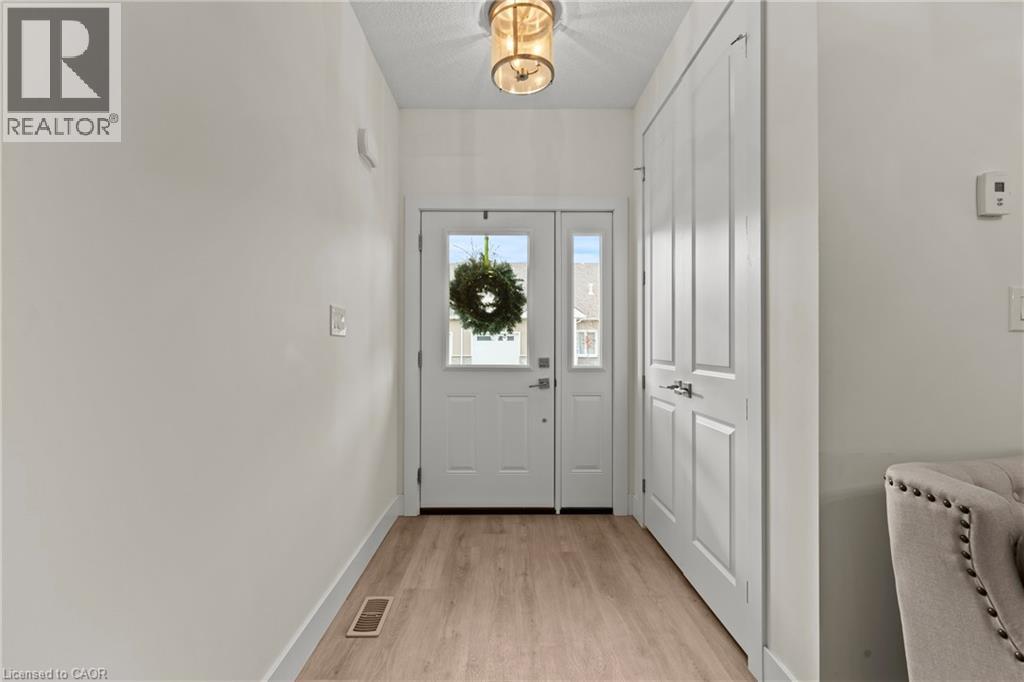 744 Nelson Street W Unit# 31 Property Photo 3