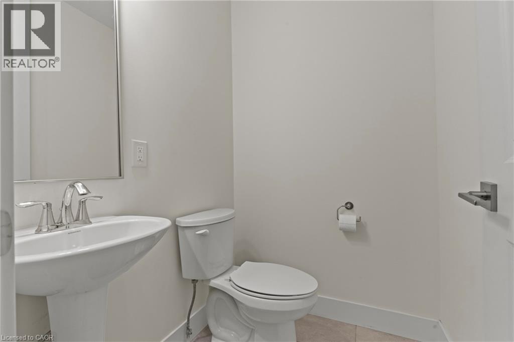 744 Nelson Street W Unit# 31 Property Photo 10