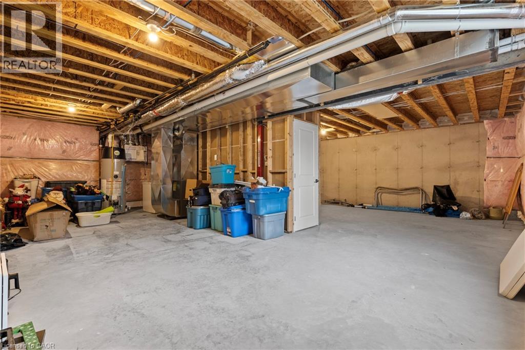 744 Nelson Street W Unit# 31 Property Photo 35
