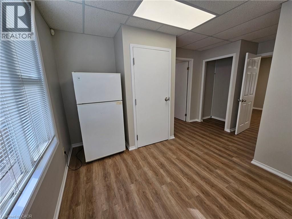 100 Lancaster Street E Property Photo 11