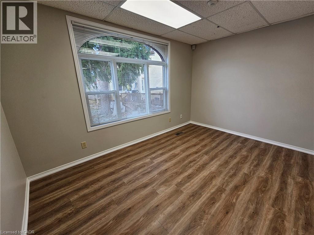 100 Lancaster Street E Property Photo 14