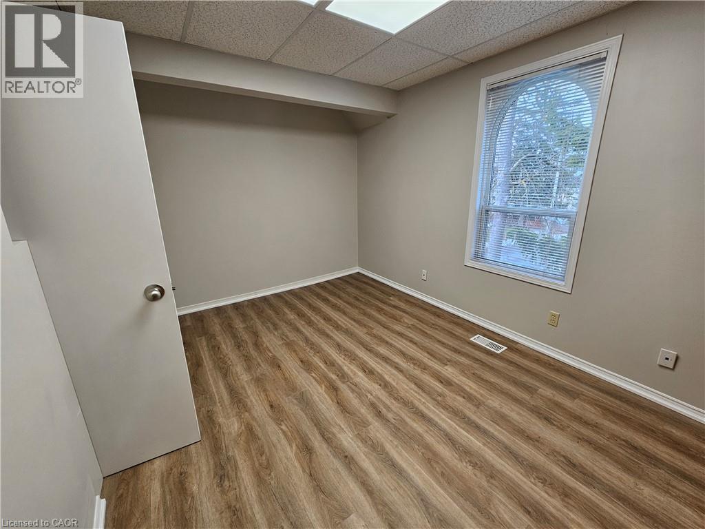 100 Lancaster Street E Property Photo 25