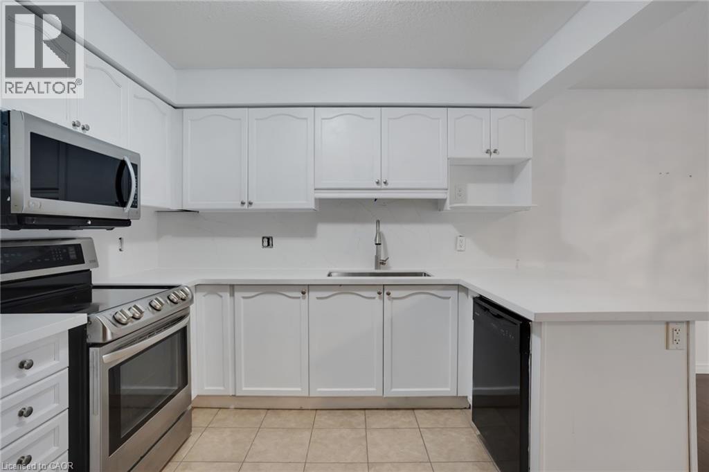 310 Fallowfield Drive Property Photo 9