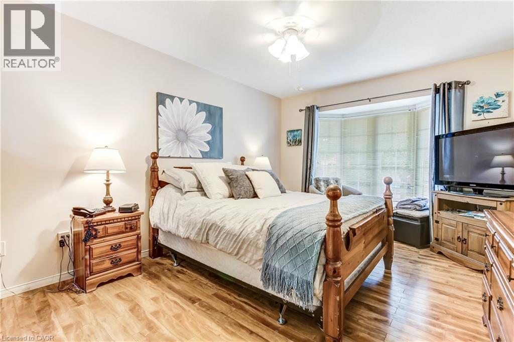 5 Walsingham Drive Property Photo 3