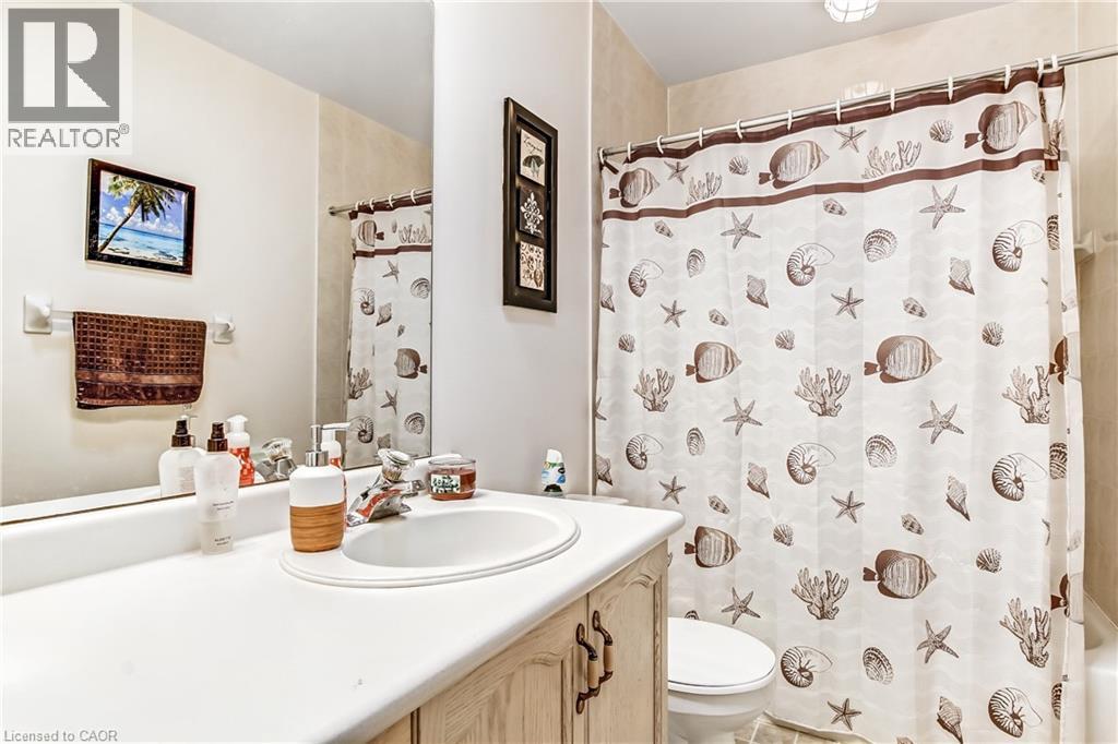 5 Walsingham Drive Property Photo 6