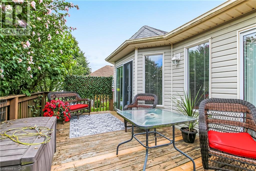 5 Walsingham Drive Property Photo 17