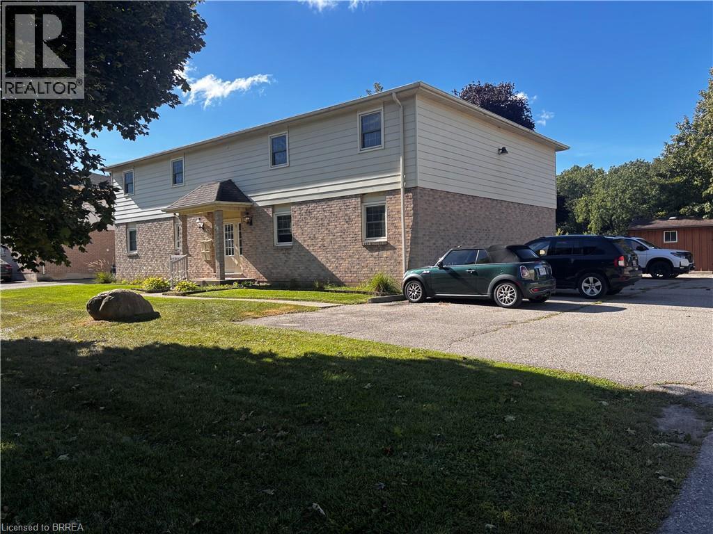 58 WILLOW Street Property Photo 1