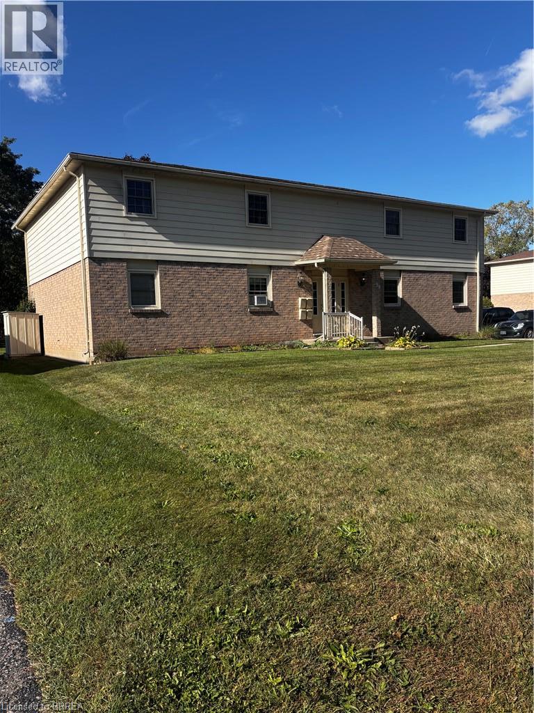 58 Willow Street Property Photo 4