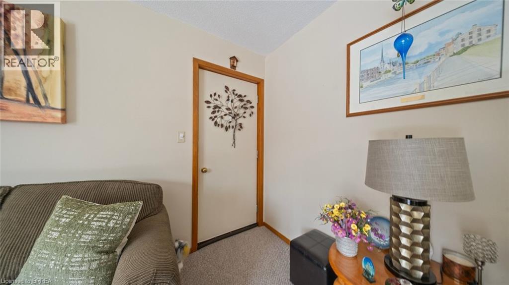 58 Willow Street Property Photo 17