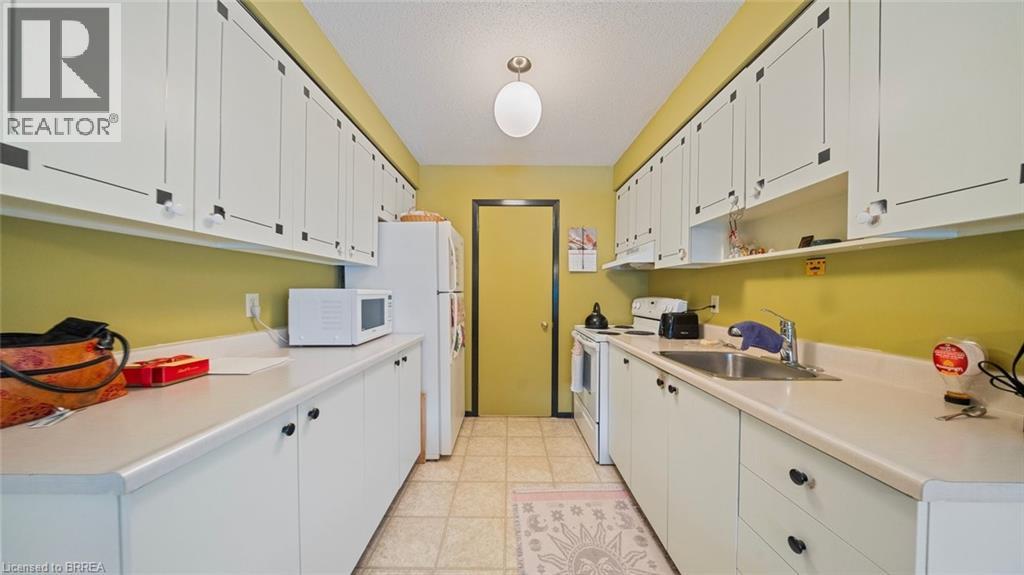 58 Willow Street Property Photo 34