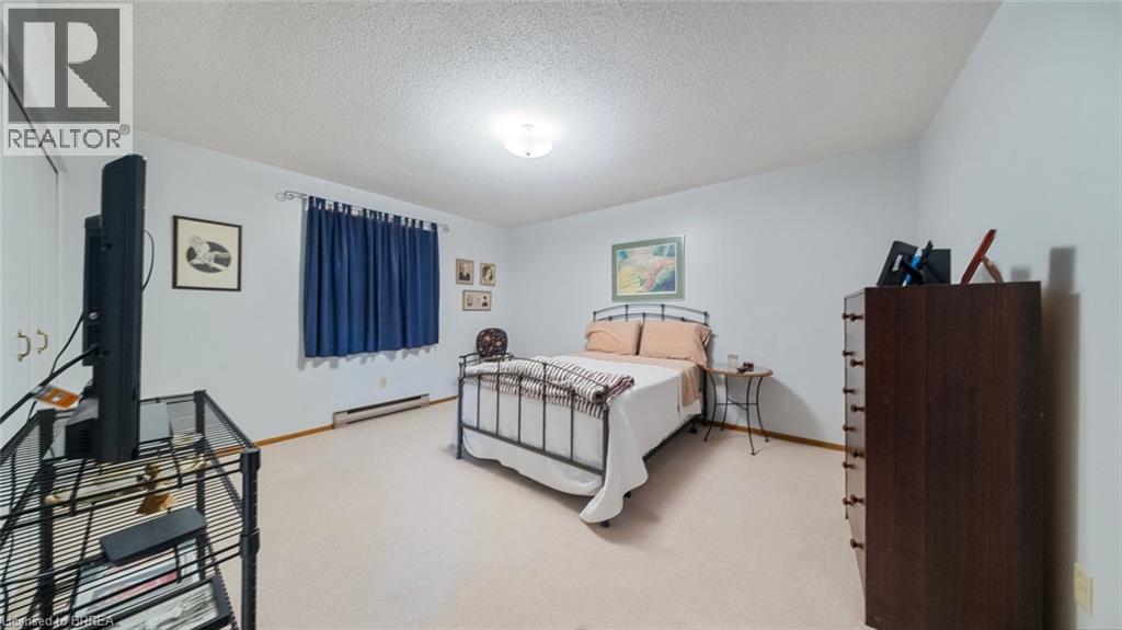 58 Willow Street Property Photo 38