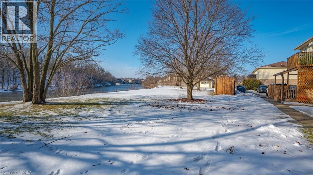 58 Willow Street Property Photo 44