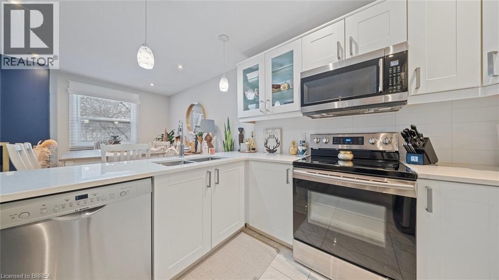 60 Willow Street Property Photo 15