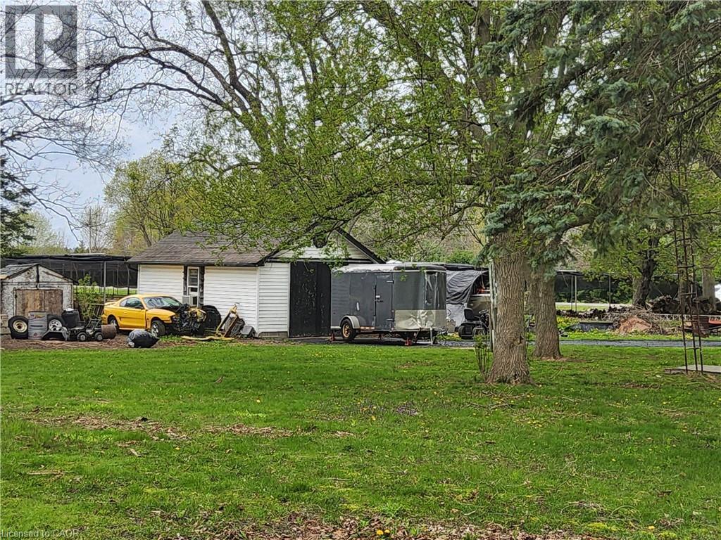 740 Hillcrest Road Property Photo 3
