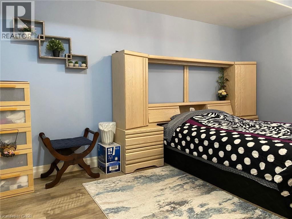 42 Jane Street Property Photo 25