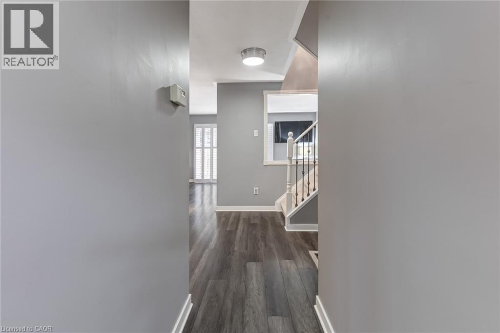2825 Gananoque Drive Unit# 48 Property Photo 4