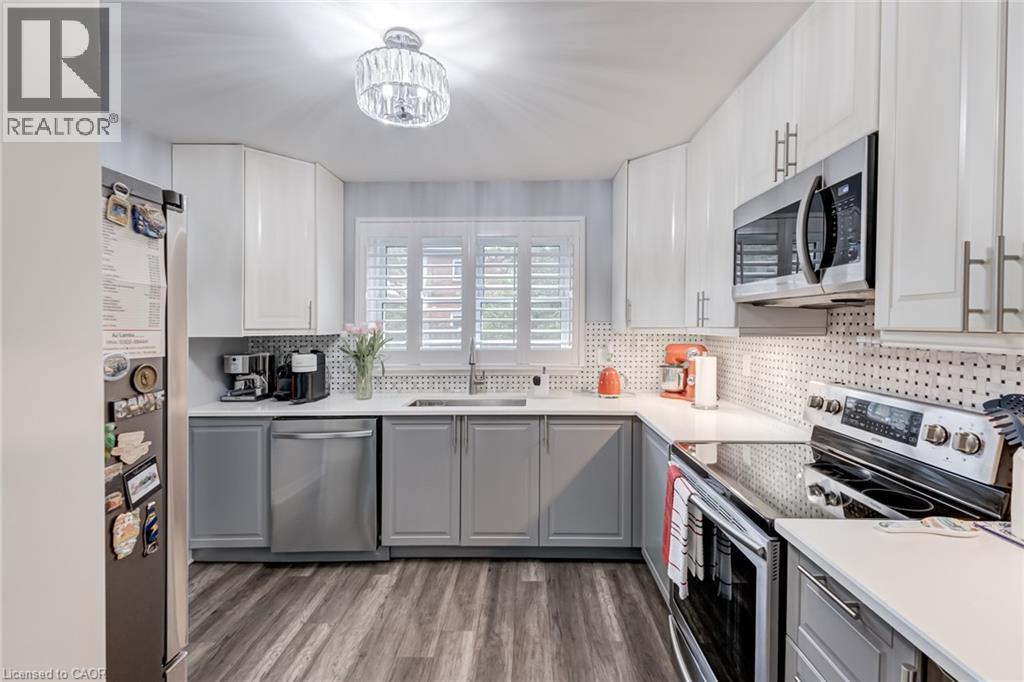 2825 Gananoque Drive Unit# 48 Property Photo 8