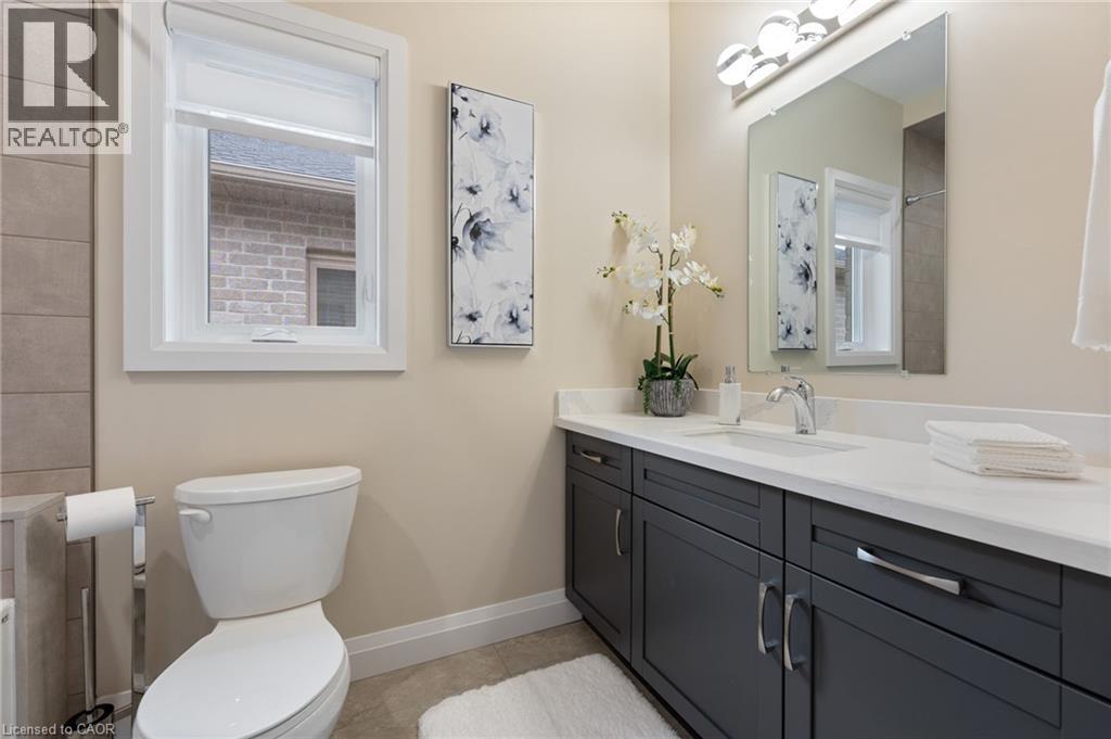 50 Vanrooy Trail Property Photo 17