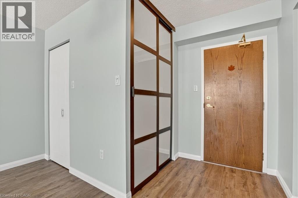 3227 King Street E Unit# 506 Property Photo 8