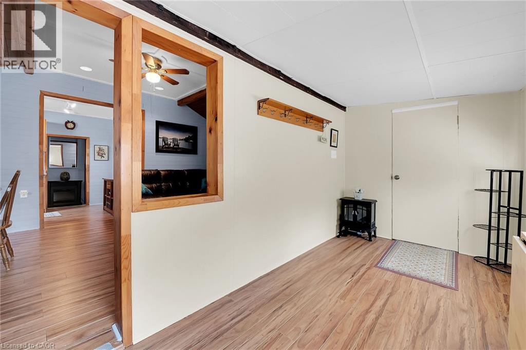 17 Maple Lane Property Photo 4