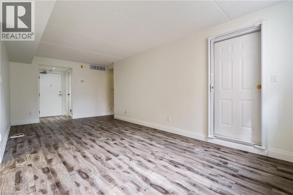 3499 Upper Middle Road Unit# 211 Property Photo 13