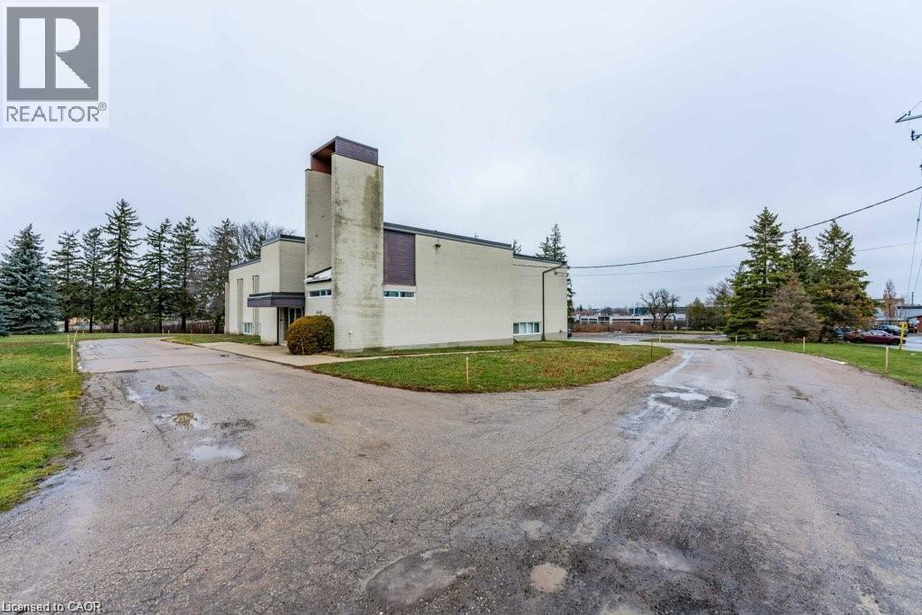 440 Weber Street N Property Photo 3