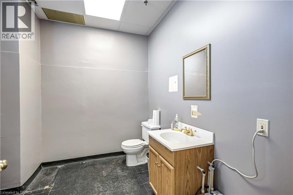 148 Mohawk Street Unit# D Property Photo 14