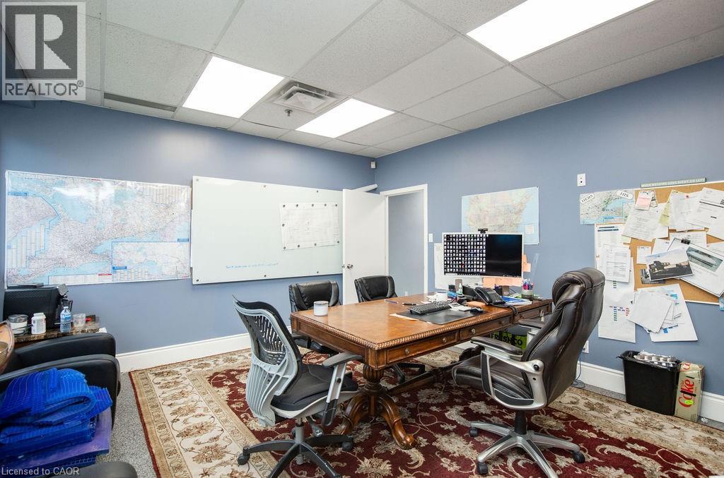 42 Niagara Street Property Photo 14