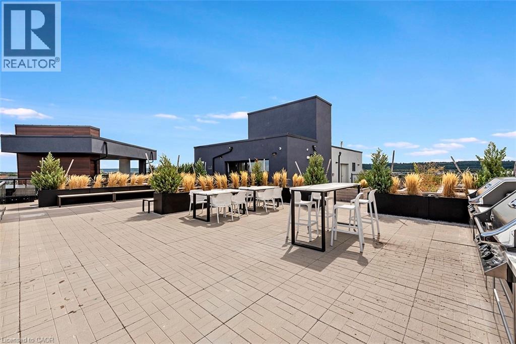 600 North Service Road Unit# 606 Property Photo 35